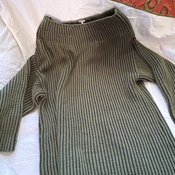 Free People Forest Green Cowl Neck Sweater - Picture 2 of 6